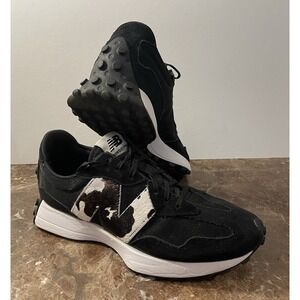 New Balance Women's Black and White Athletic Shoes